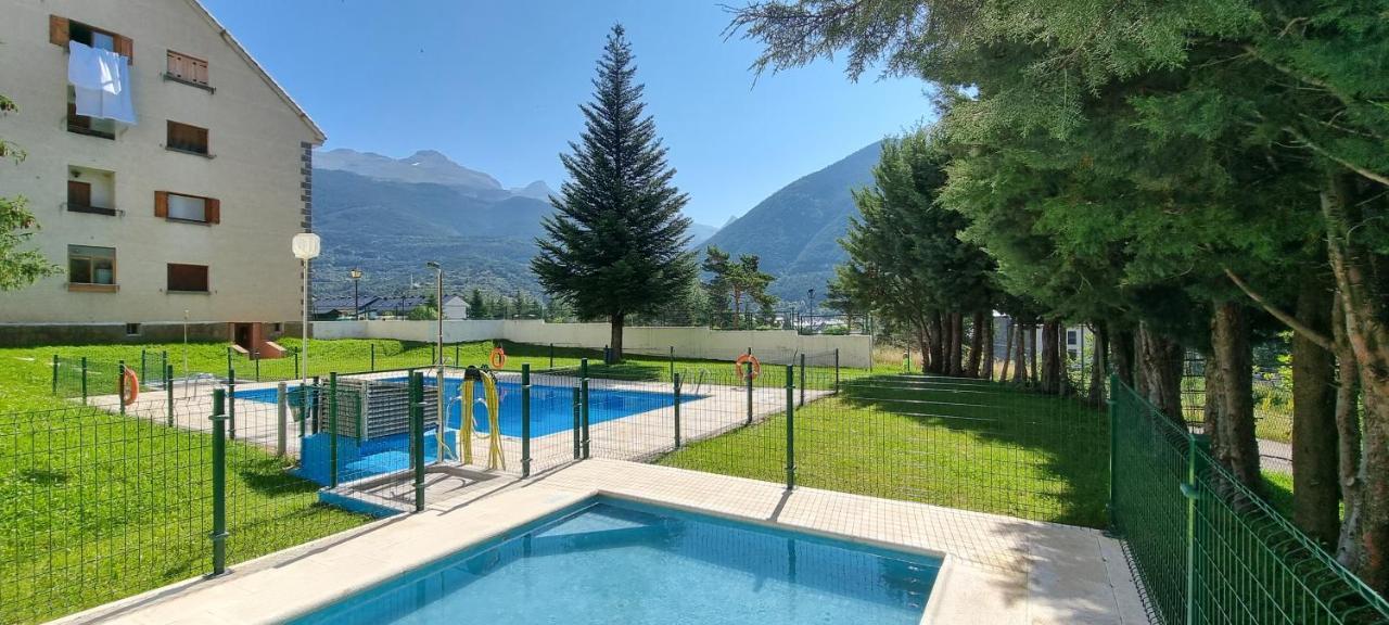 Rincon De Lierde Apartment Villanua Bagian luar foto